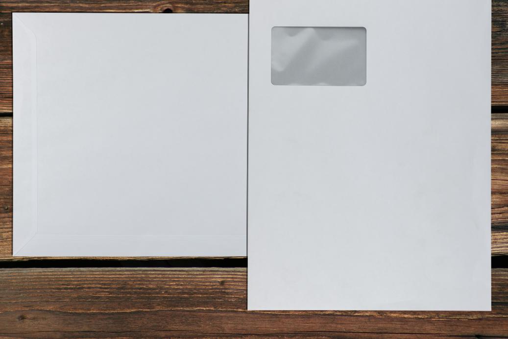 Versandtaschen mit Fenster C4 229x324 mm Selbstklebend Weiß 100 g/qm